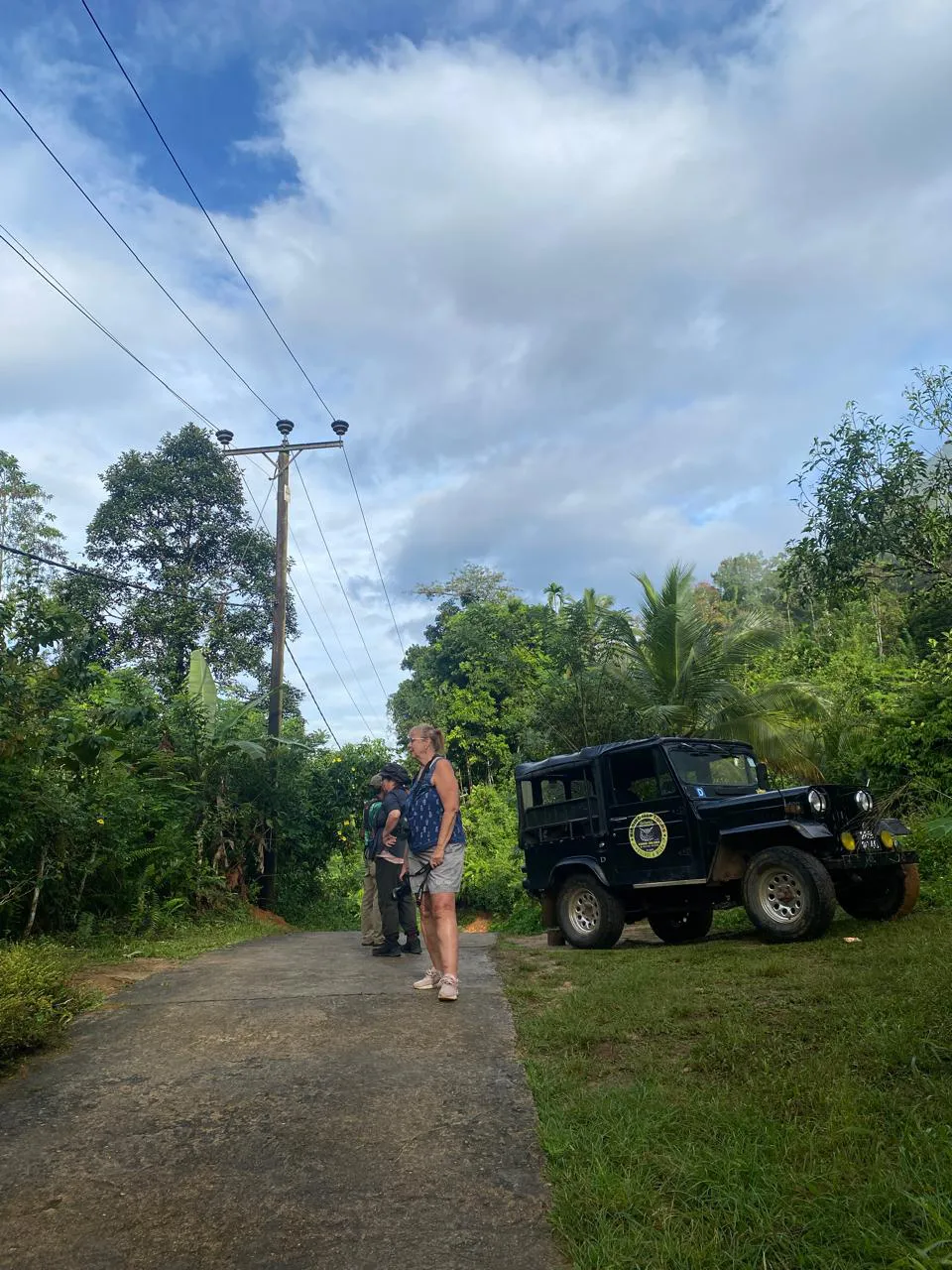 Birdwatching in Outboard of Sinharaja Forest