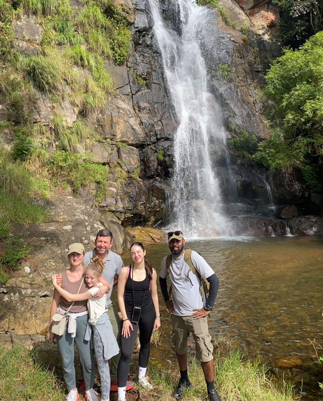 Guided Waterfalls Trekking Tours – guided wildlife tour in Sri Lanka with Dony Reisen